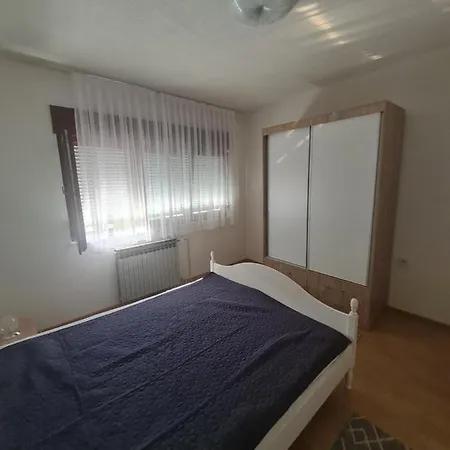 Apartman Ika *