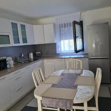 Apartman Ika